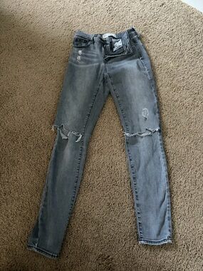 RSQ Women’s Distressed Grey Skinny Jeans